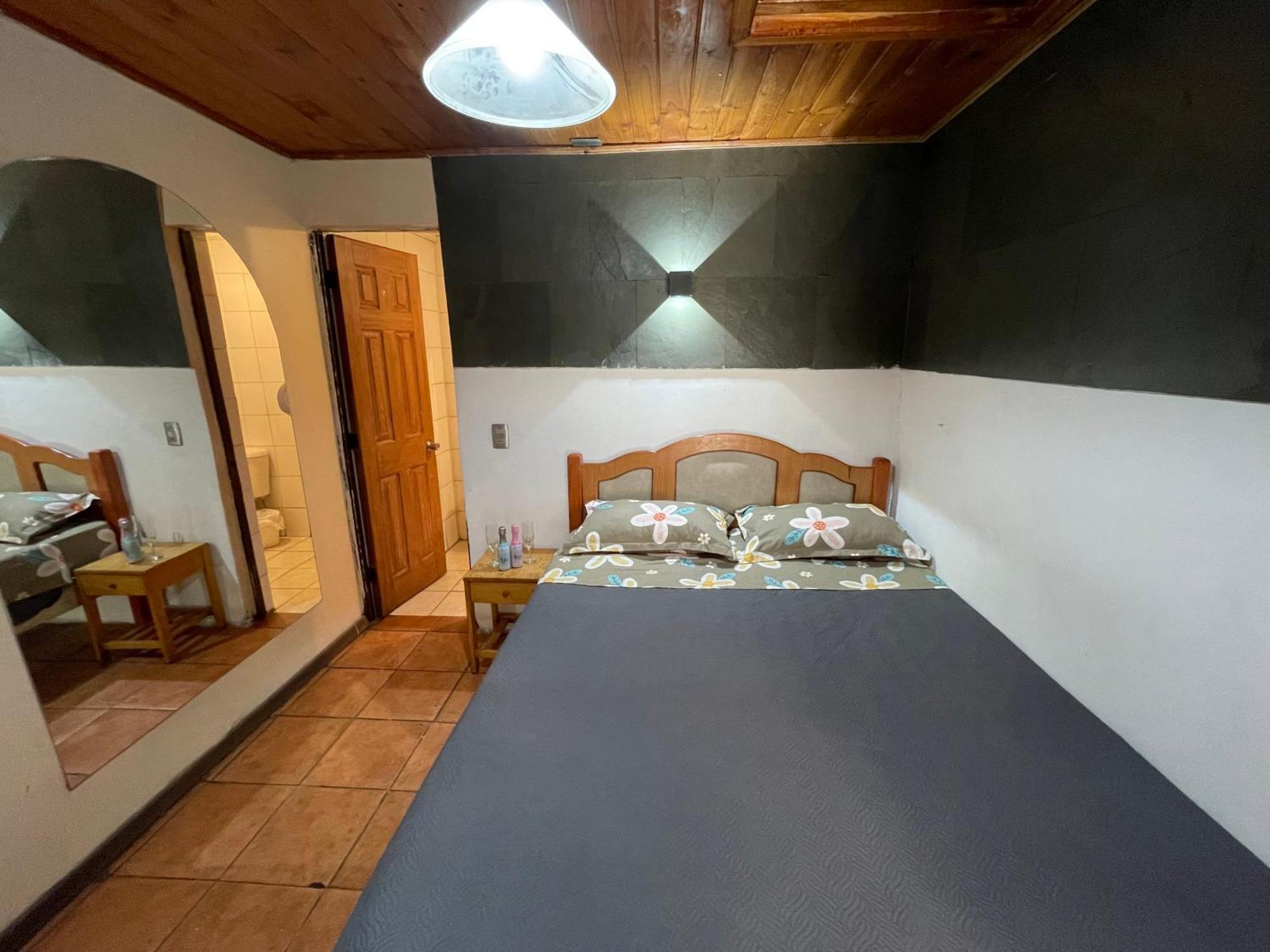 Bed and Breakfast Residencial Don Santiago Talca  Esterno foto