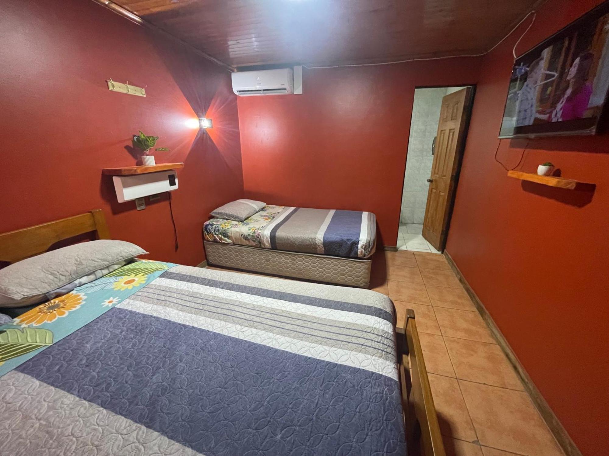 Bed and Breakfast Residencial Don Santiago Talca  Esterno foto