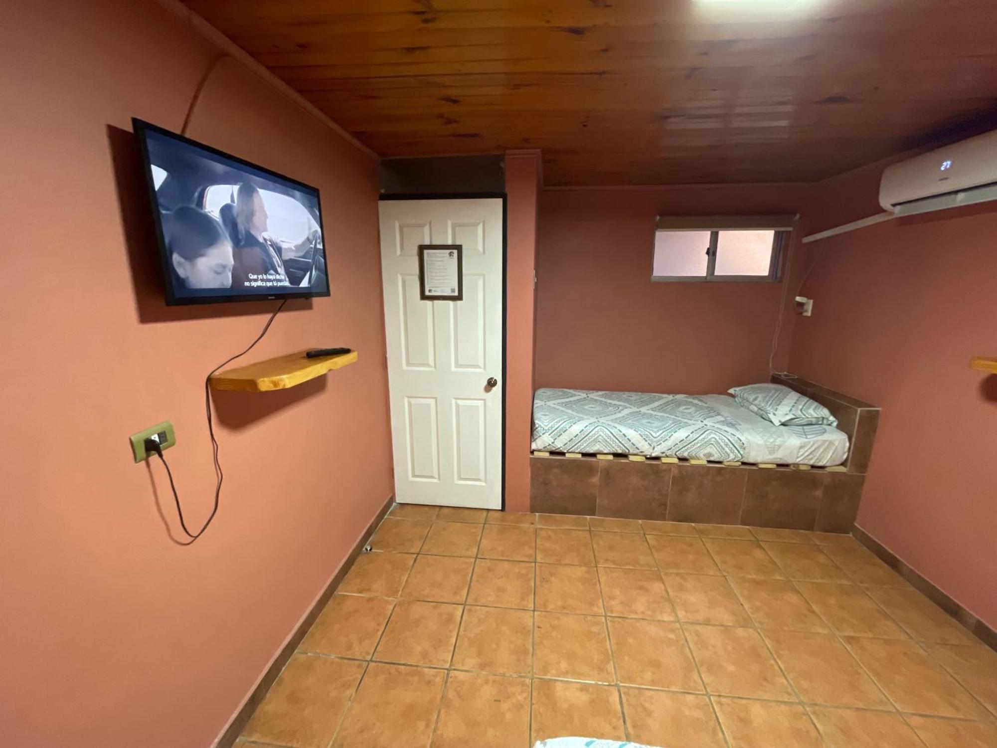 Bed and Breakfast Residencial Don Santiago Talca  Esterno foto